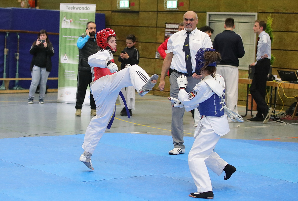 /2019/05/4-5-2019taekwg05.JPG