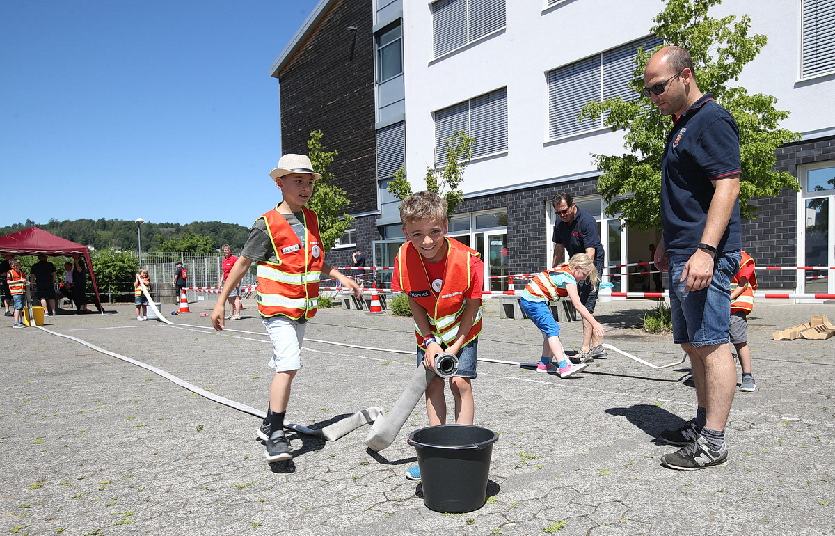 /2019/06/29-6-2019kinderfeuerg02.JPG