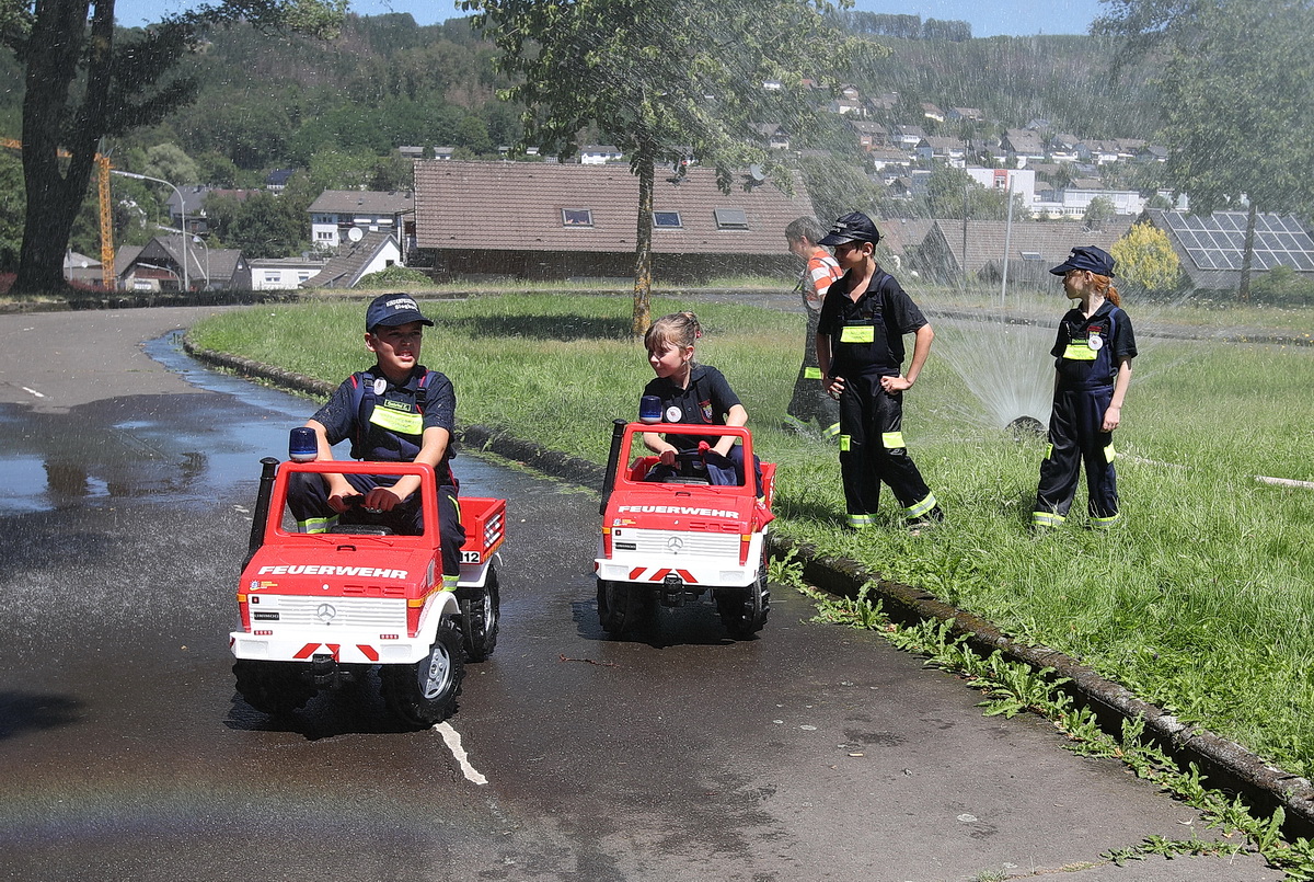 /2019/06/29-6-2019kinderfeuerg13.JPG
