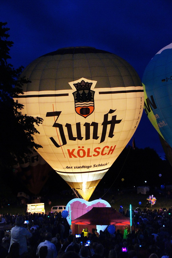 /2019/07/13-7-2019lichterfestg18.JPG