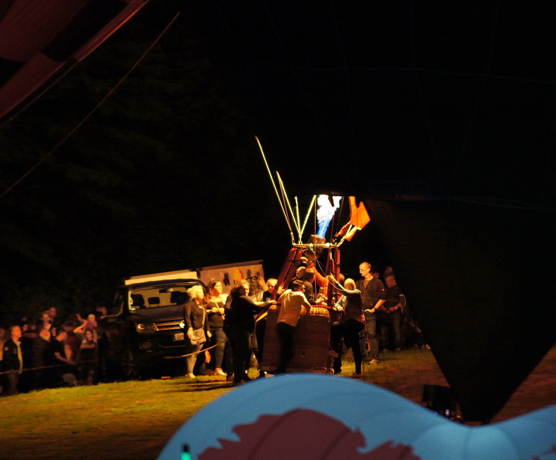 /2019/07/13-7-2019lichterfestg19.JPG