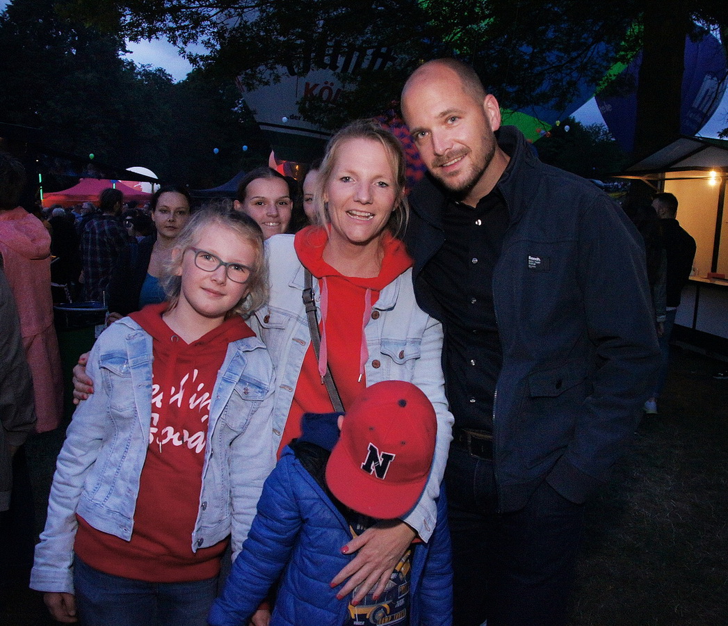 /2019/07/13-7-2019lichterfestg27.JPG