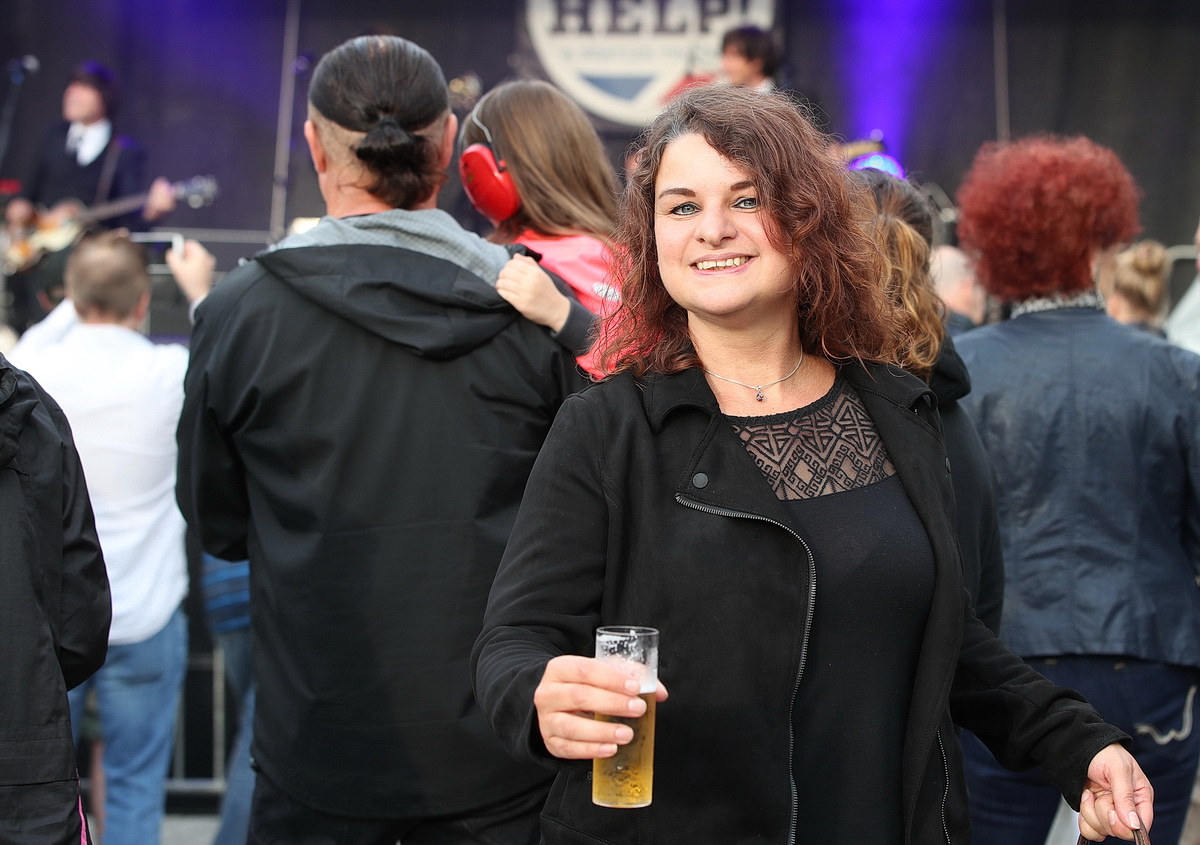 /2019/07/21-7-2019openairg19.JPG