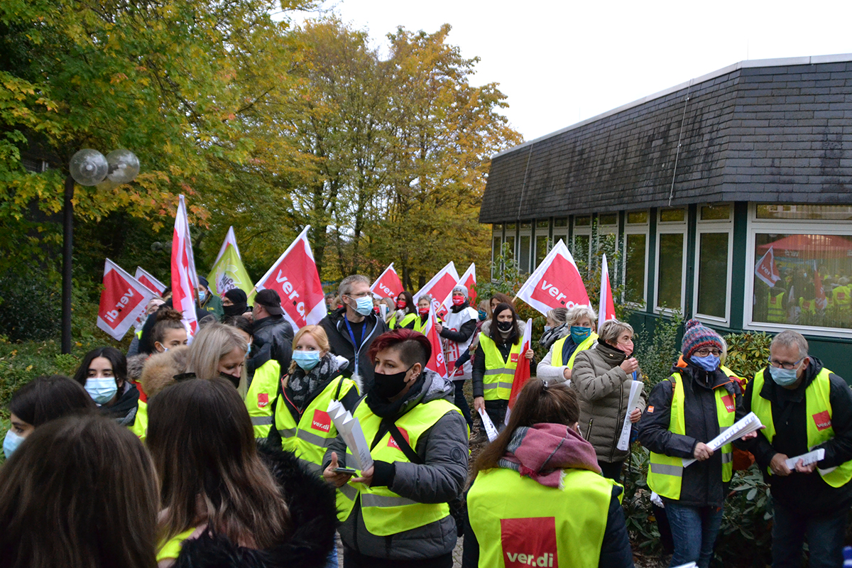 /2020/10/20-10-2020warnstreikg02.jpg