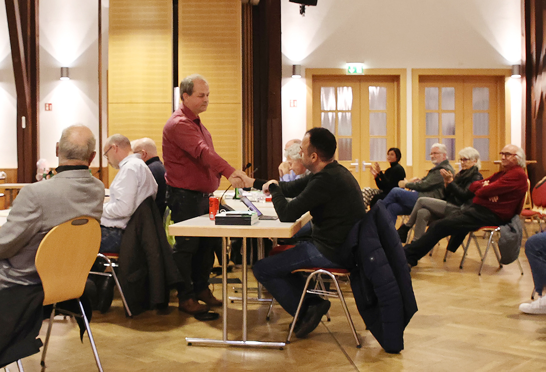 Burgfrieden Thul fordert Ende des RassismusStreits