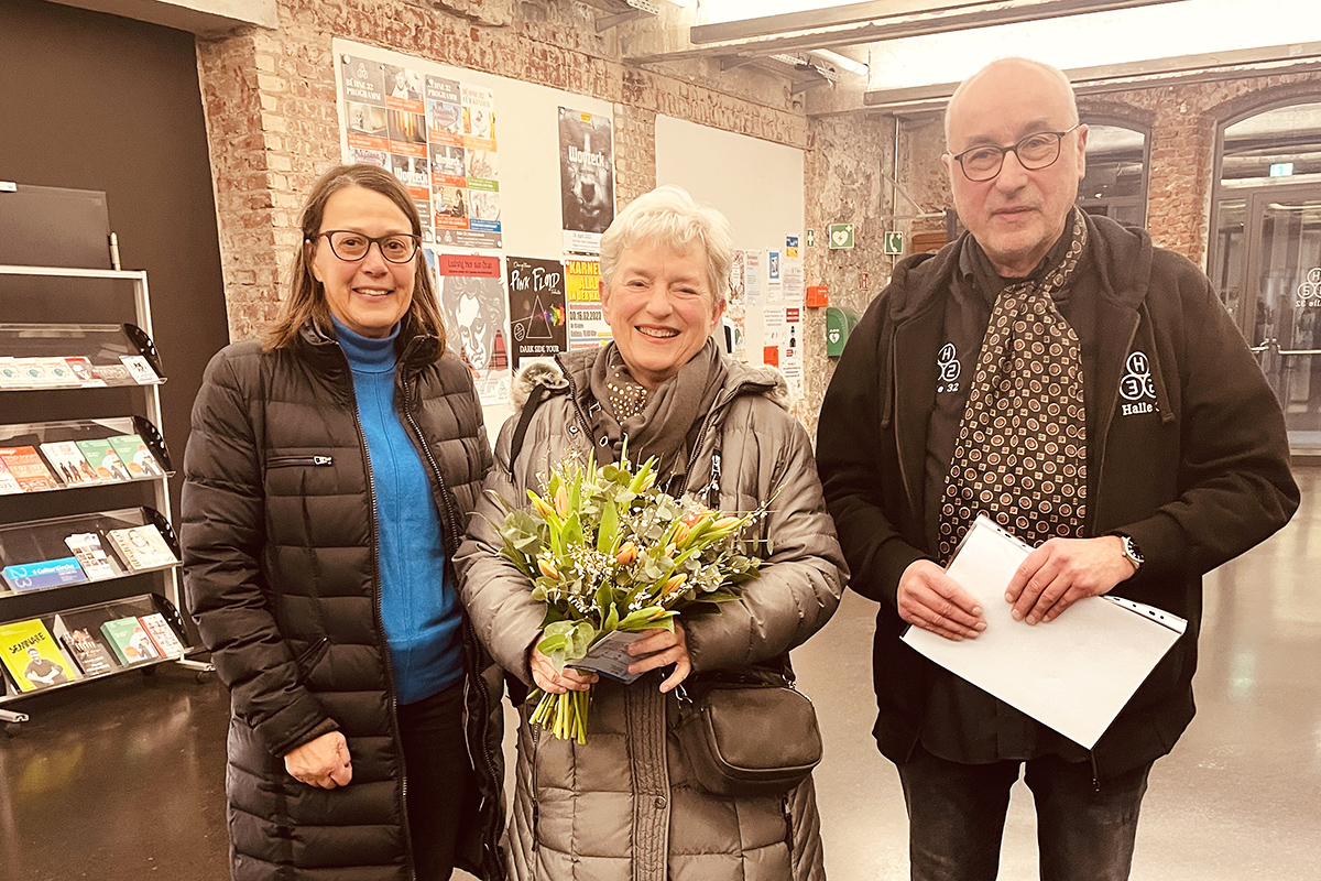 Überraschung in der Halle 32 OberbergAktuell