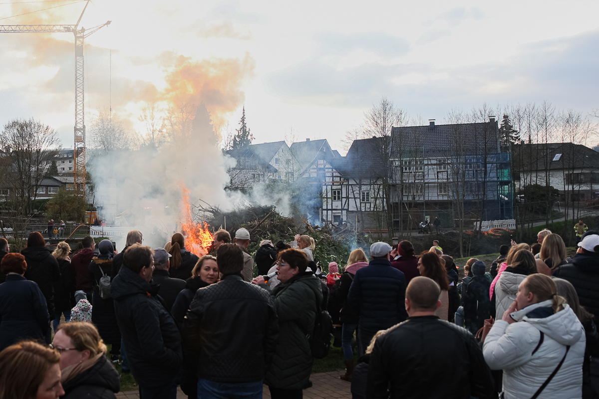 /2023/04/09-03-2023Osterfeuer_g09.jpg