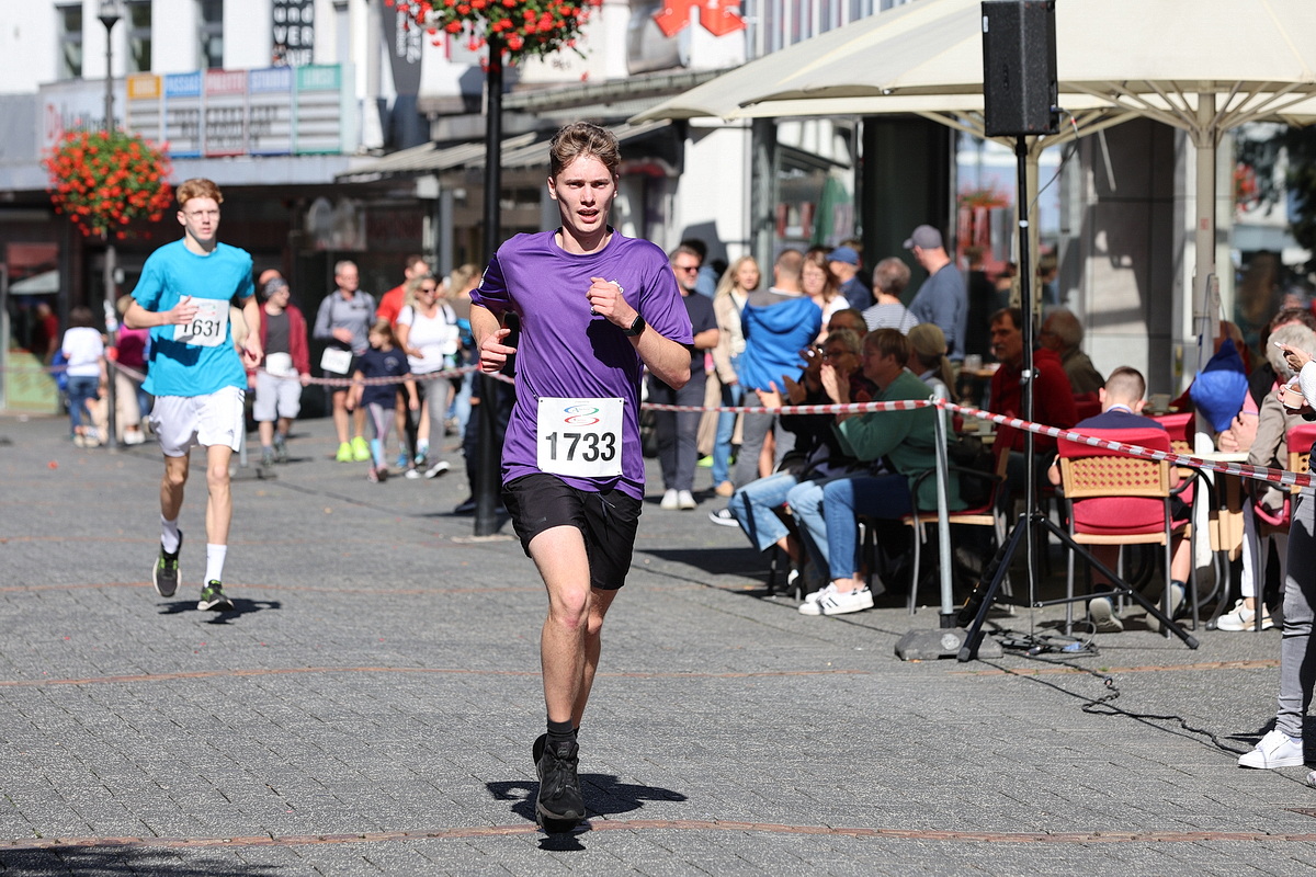 /2023/09/25-09-2023stadtlaufg%2010.JPG