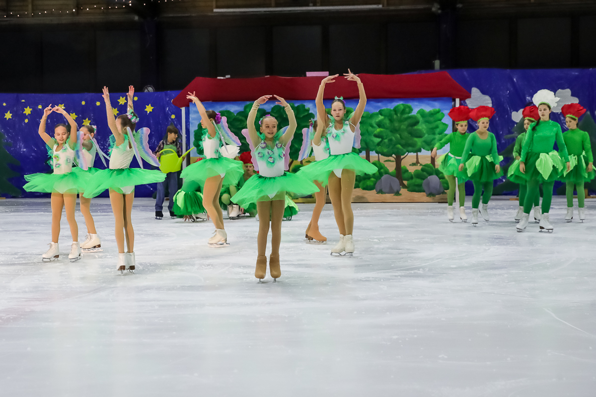 /2023/12/17-12-2023Eislauf_g12.jpg