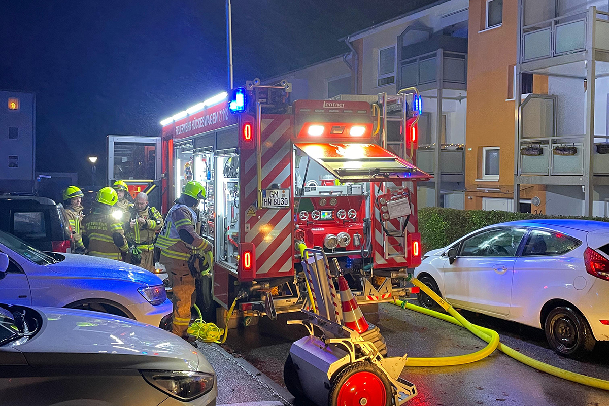 Brennender Aschenbecher löst Rauchmelder aus OberbergAktuell