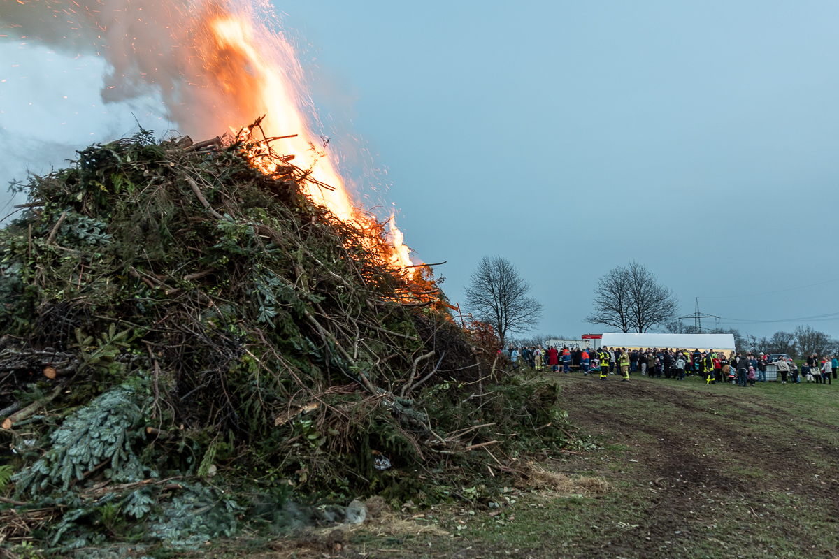 /2024/03/31-03-2024Osterfeuer_g20.jpg