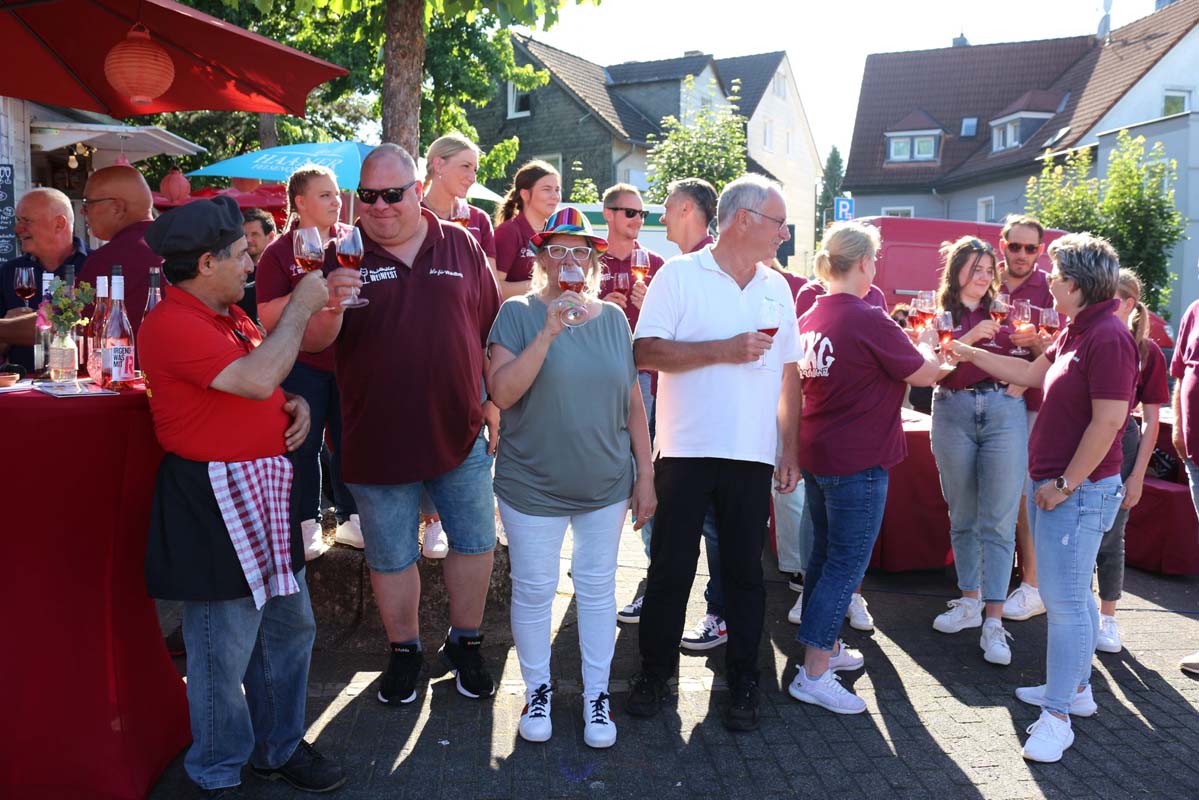 /2024/07/01-07-2024weinfestwbg08.jpg