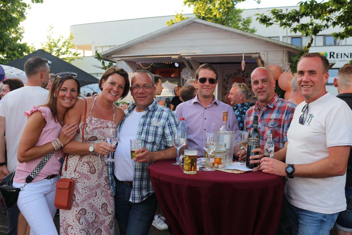 /2024/07/01-07-2024weinfestwbg42.jpg