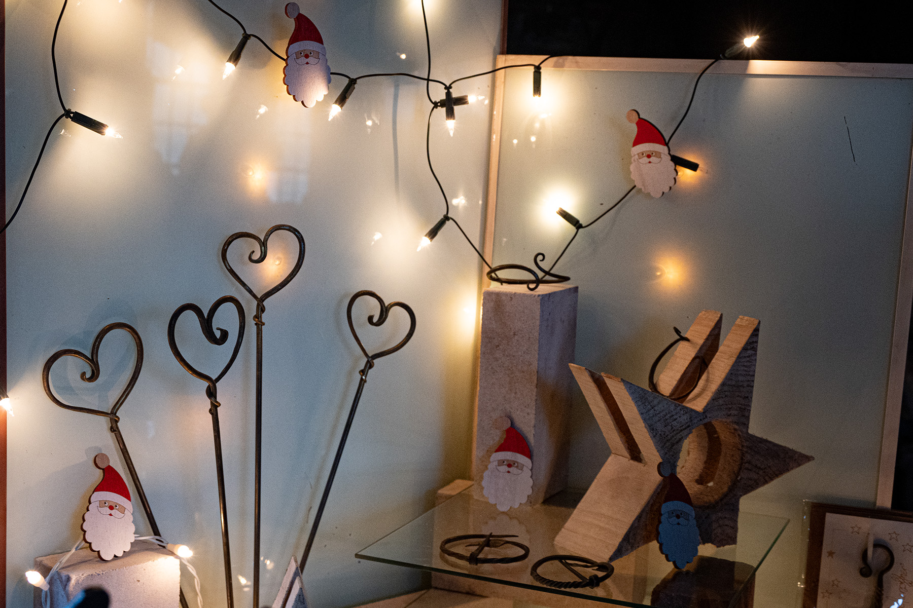 /2024/12/15-12-2024adventmuseumg09.jpg