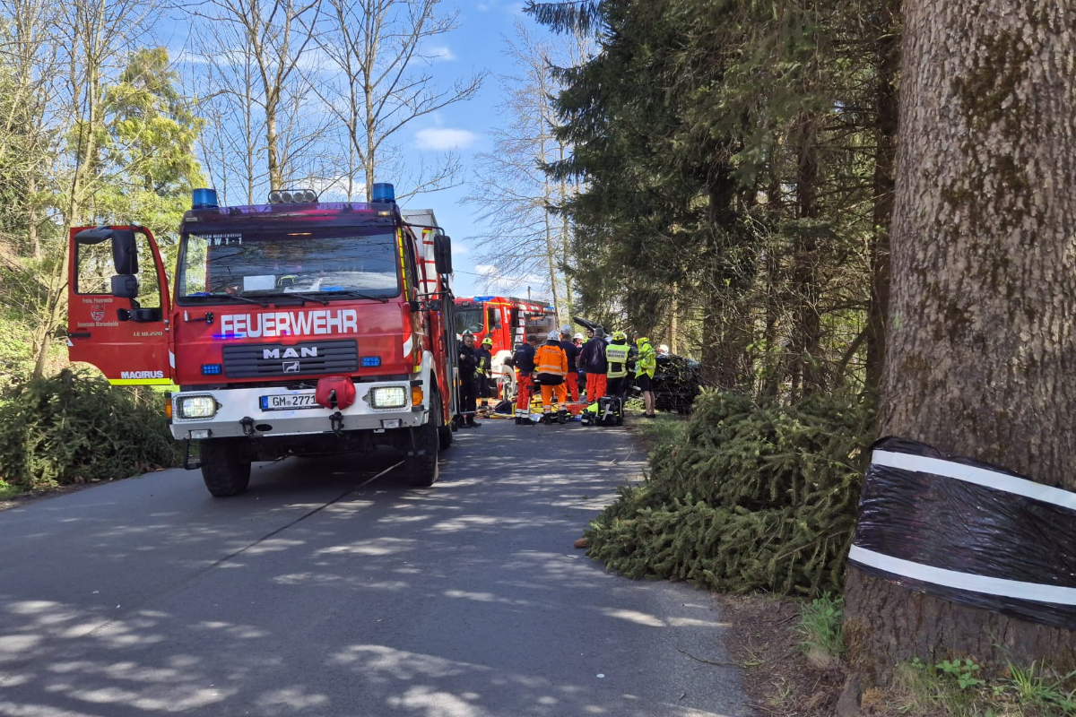 /2025/04/20-04-2025Unfall2.jpg
