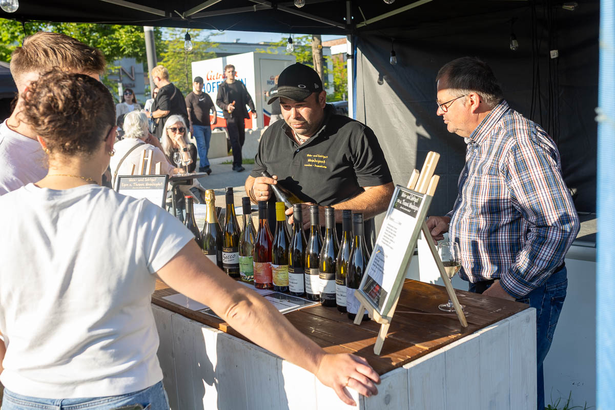 /2025/05/30-05-2025Weinfest_g04.jpg