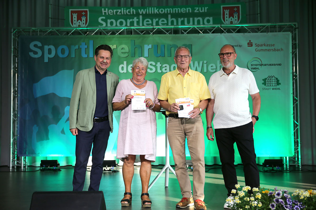 /2025/06/16-06-2025Sportlerehrungg%2013.jpg