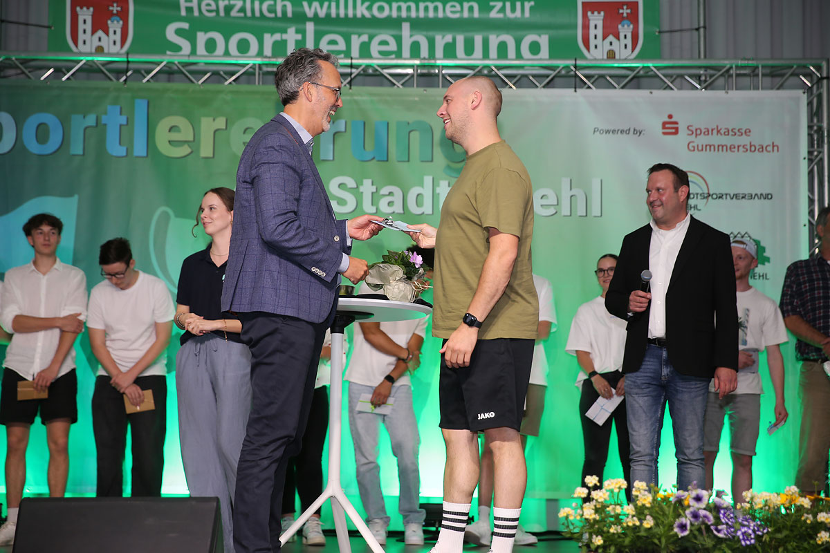 /2025/06/16-06-2025Sportlerehrungg%2020.jpg
