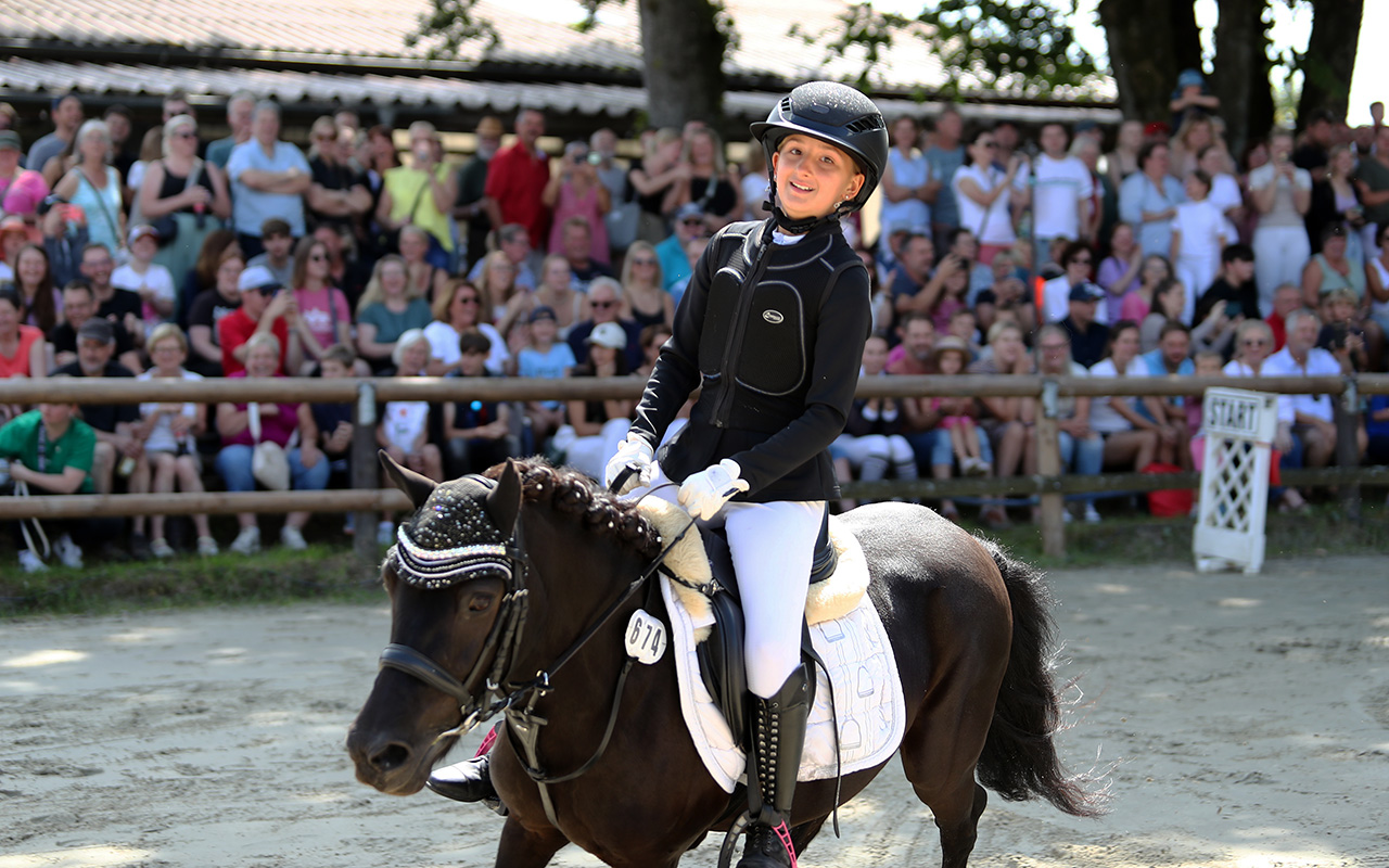 /2025/08/10-08-2025-Reiten-Kempershoehe-10.JPG