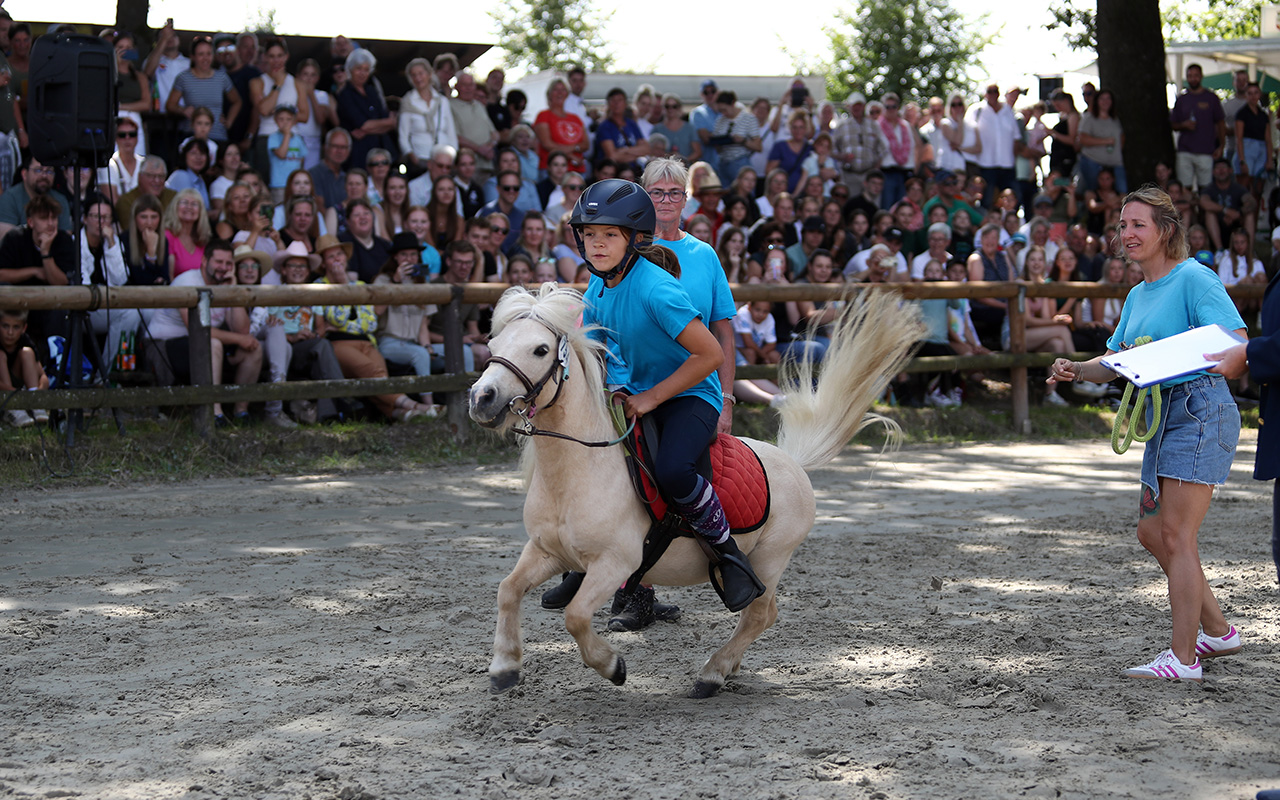 /2025/08/10-08-2025-Reiten-Kempershoehe-17.JPG