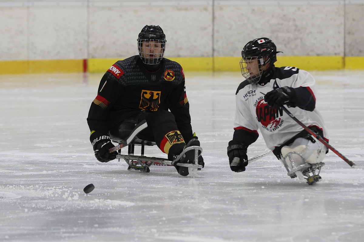 /2025/10/04-10-2025eishockeyg%2016.JPG