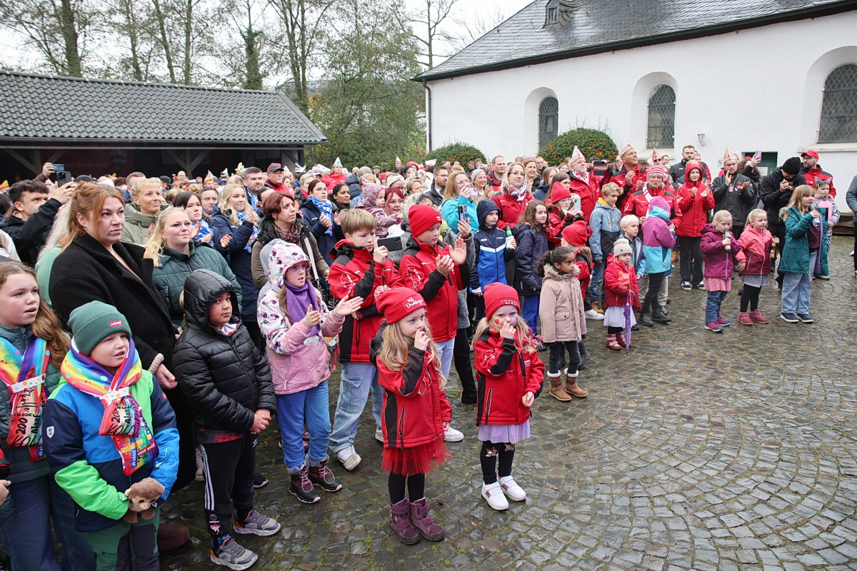 /2025/11/09-11-2025denklingeng%2015.JPG