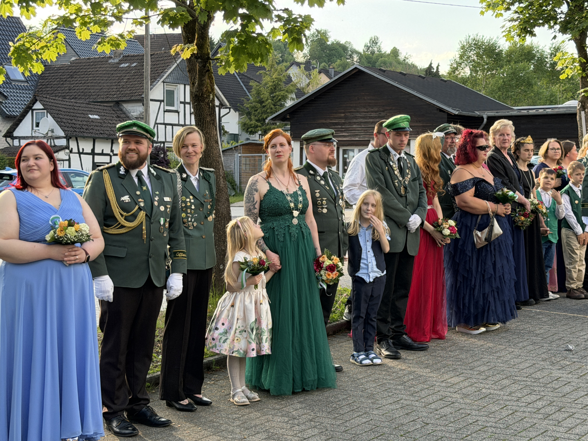 /2026/05/10-05-2026Schuetzeng16.jpg