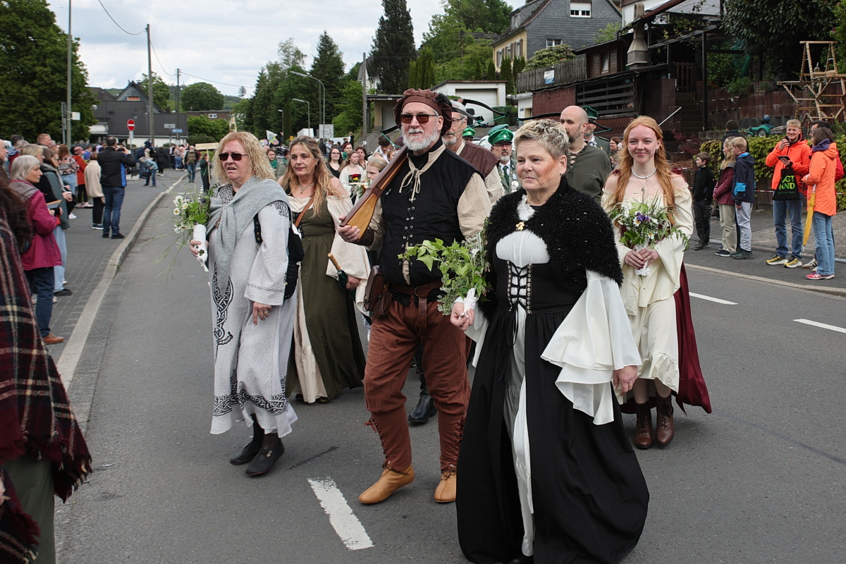 /2026/05/17-05-2026festzugg%2004.JPG