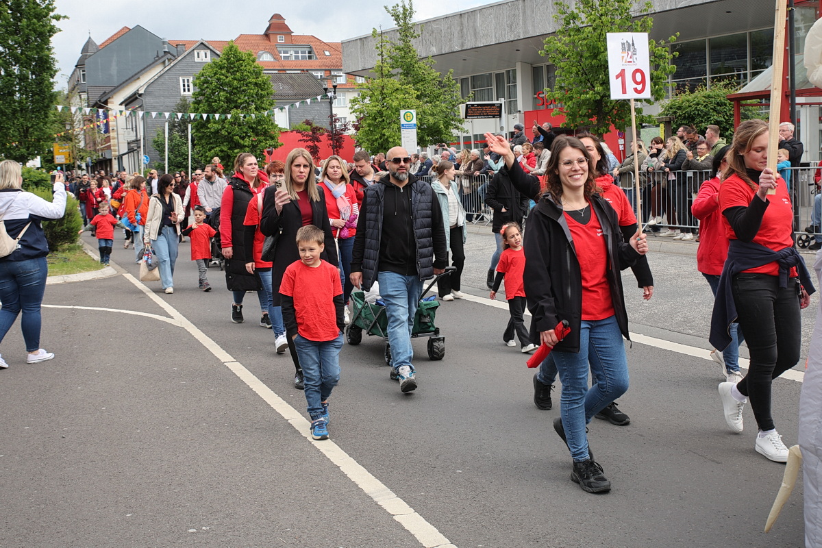 /2026/05/17-05-2026festzugg%2033.JPG