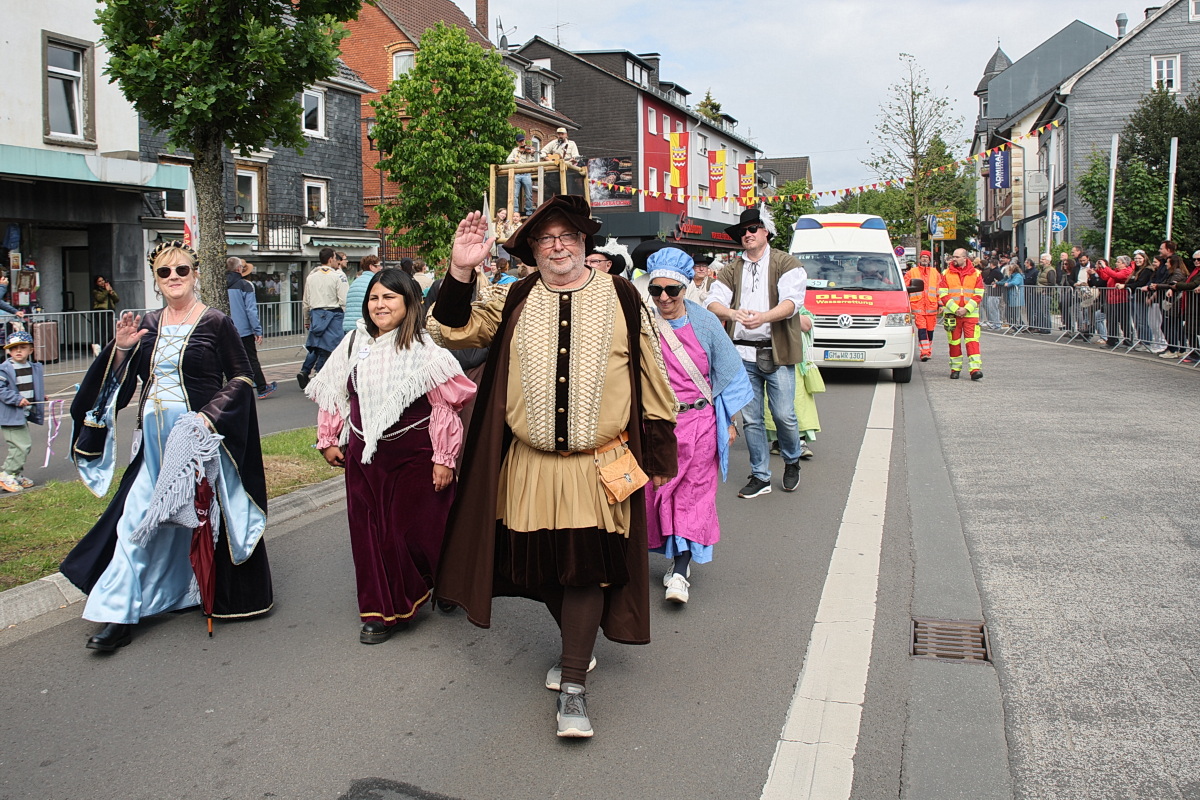/2026/05/17-05-2026festzugg%2042.JPG