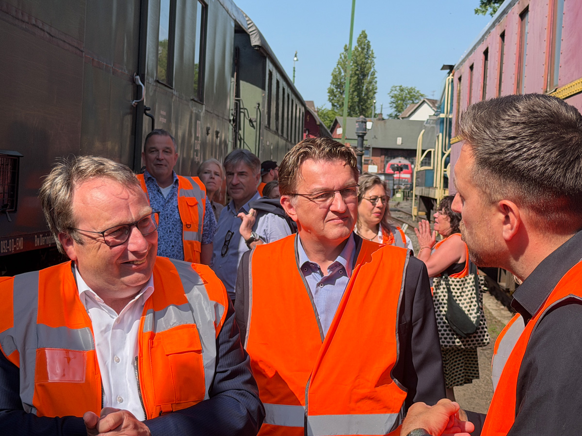 /2026/05/27-05-2026Ministerg07.jpg