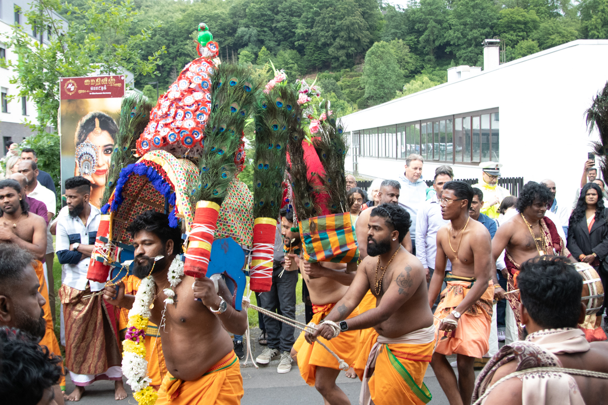 /2026/06/14062026hindutempelfestg1-31.jpg