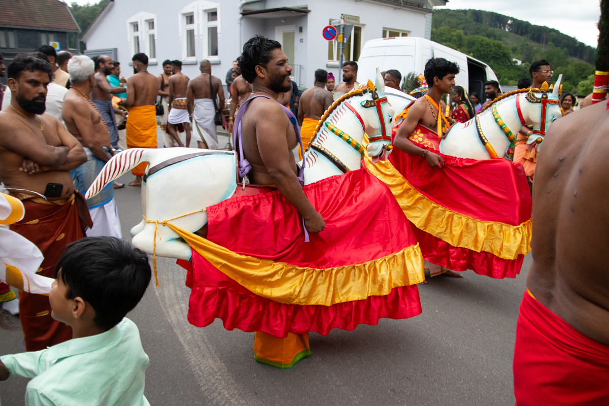 /2026/06/14062026hindutempelfestg1-6.jpg