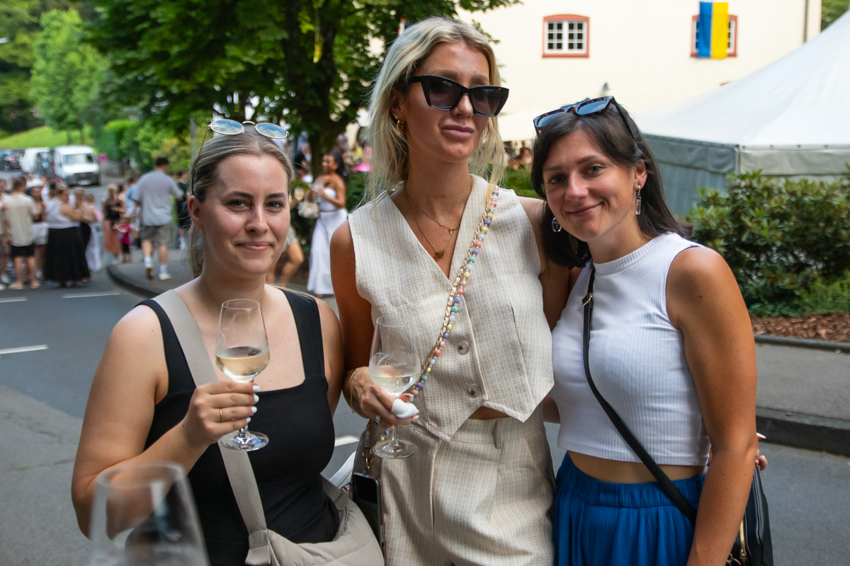 /2026/06/26-06-2026WeinfestBielsteing05.jpg