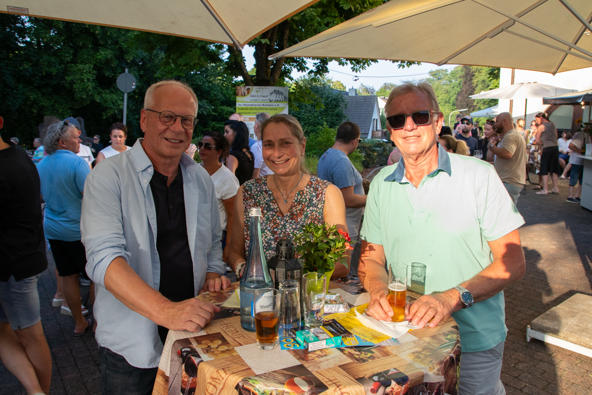 /2026/06/26-06-2026WeinfestBielsteing23.jpg
