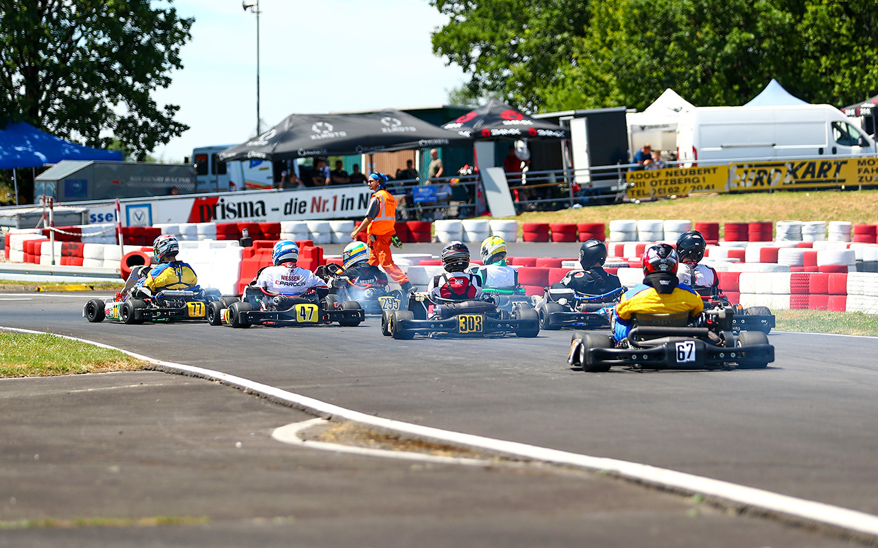 /2026/06/28-06-2026-Kartrennen-hahn-023-g.JPG