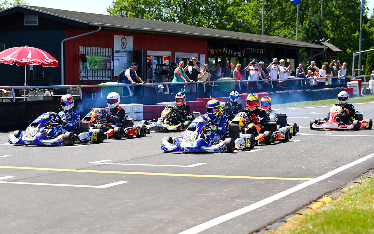 /2026/06/28-06-2026-Kartrennen-hahn-040-g.JPG