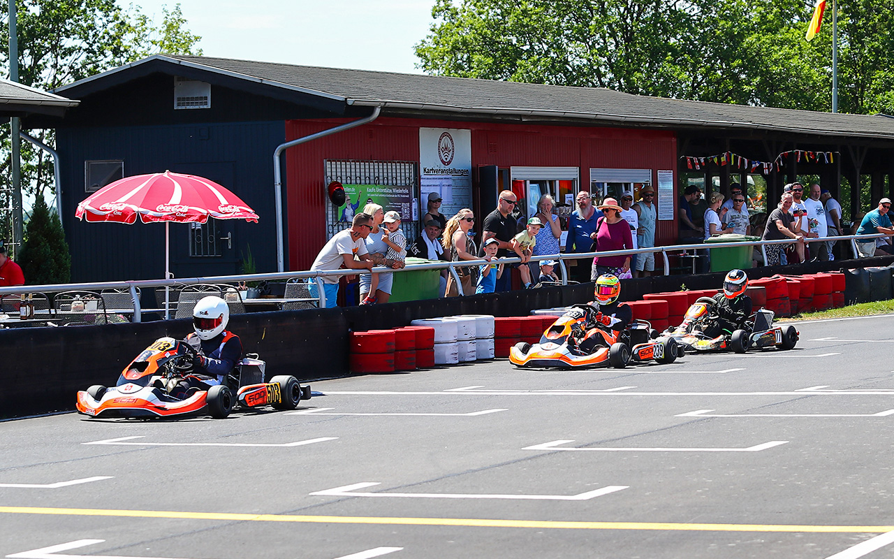 /2026/06/28-06-2026-Kartrennen-hahn-054-g.JPG