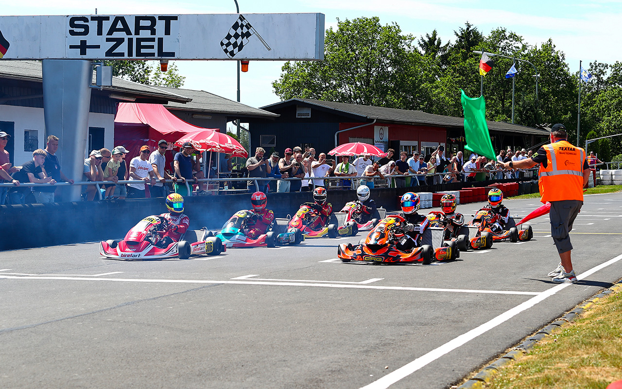 /2026/06/28-06-2026-Kartrennen-hahn-061-g.JPG