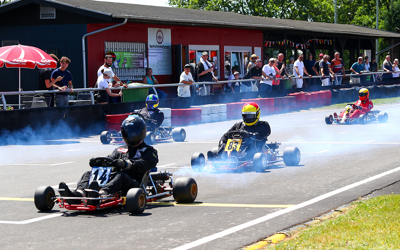 /2026/06/28-06-2026-Kartrennen-hahn-091-g.JPG