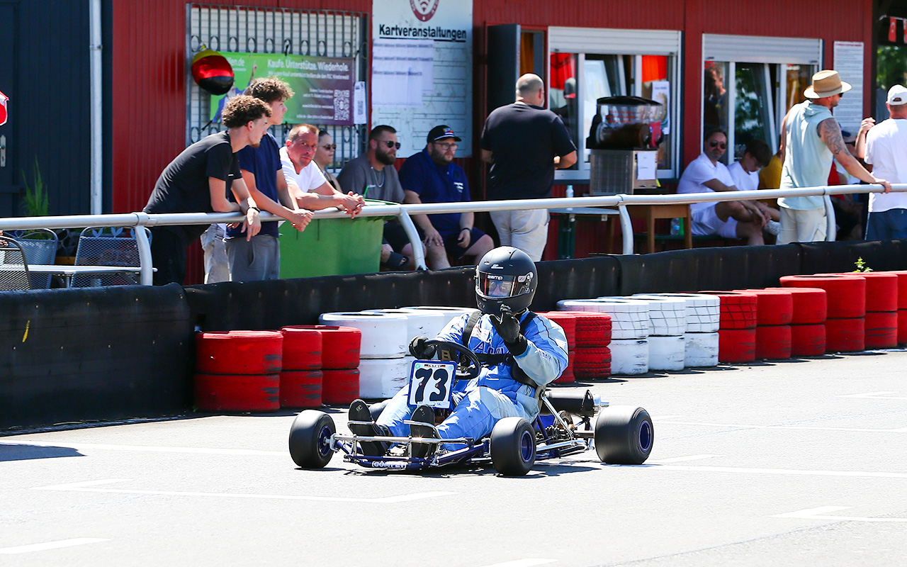/2026/06/28-06-2026-Kartrennen-hahn-108-g.JPG