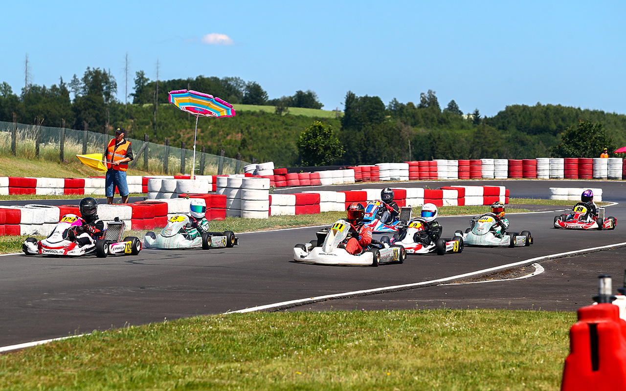 /2026/06/28-06-2026-Kartrennen-hahn-117-g.JPG