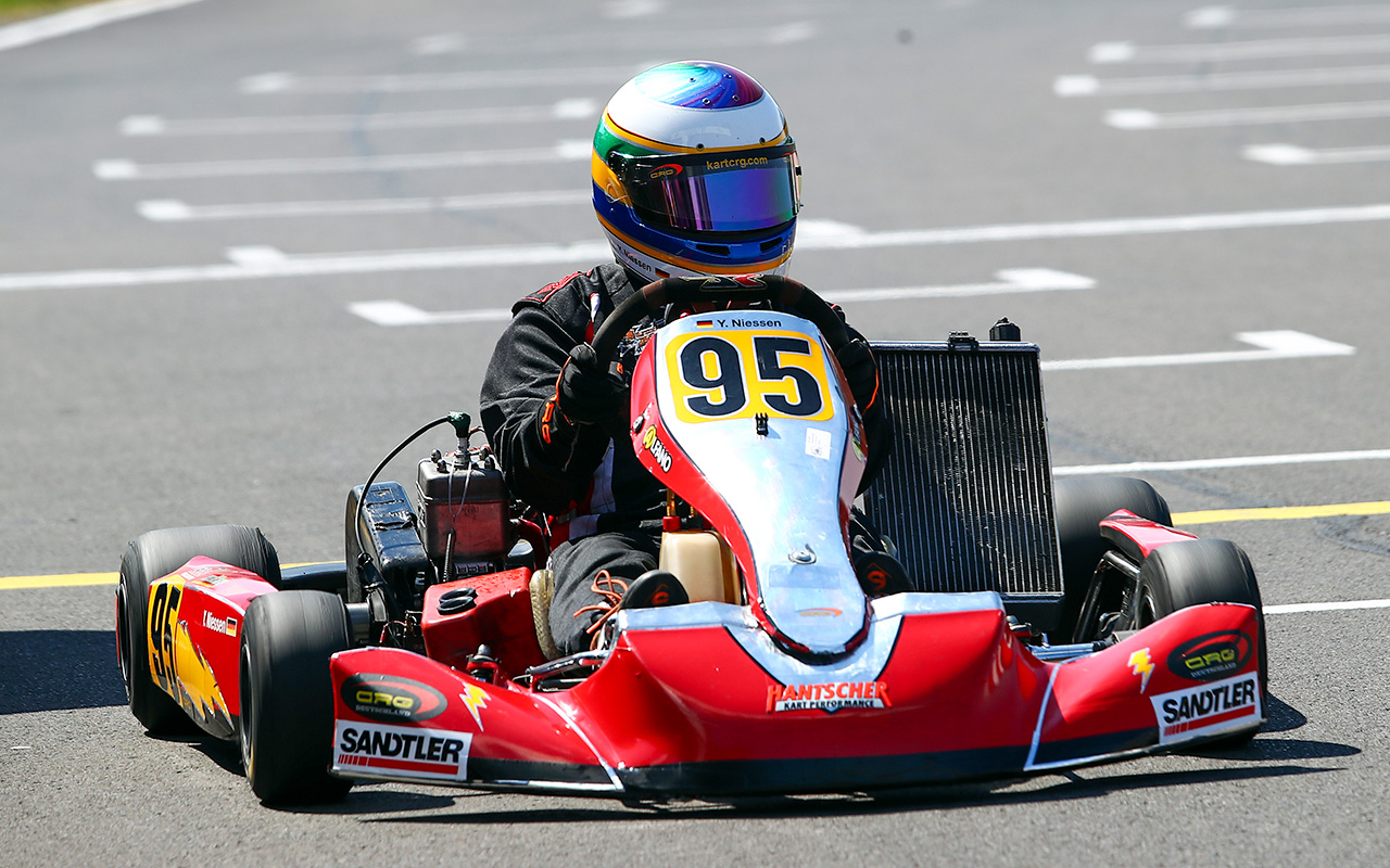 /2026/06/28-06-2026-Kartrennen-hahn-142-g.JPG