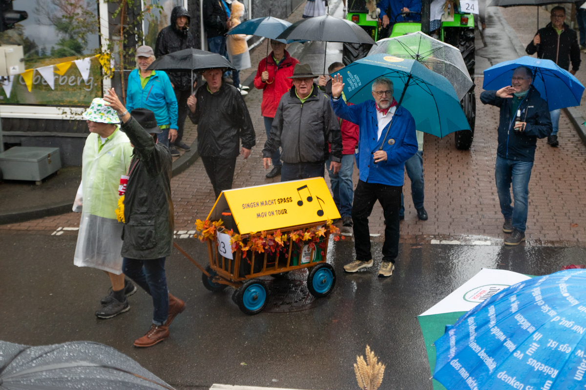 /2026/09/13-09-2026erntedankfestdrabenderhoeheg-07.jpg