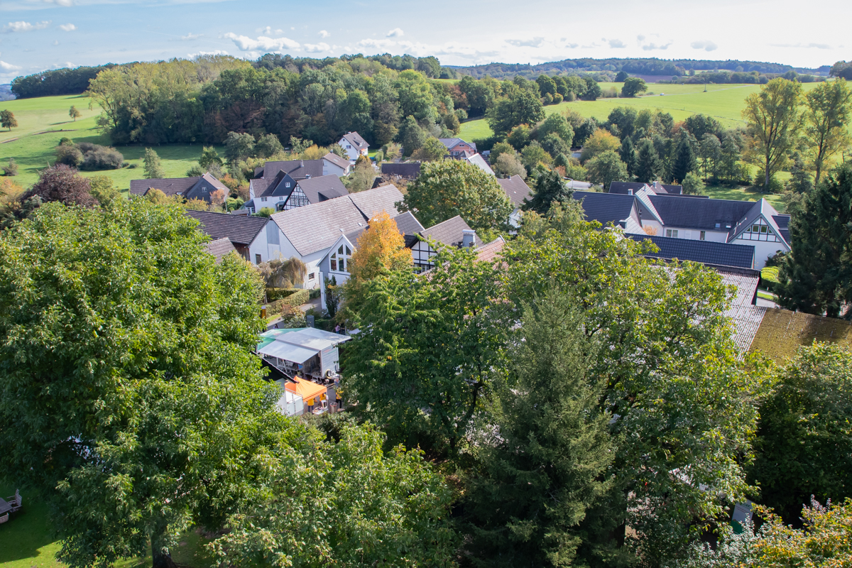 /2026/10/03-10-2026obstweidenfestoedinghauseng-22.jpg
