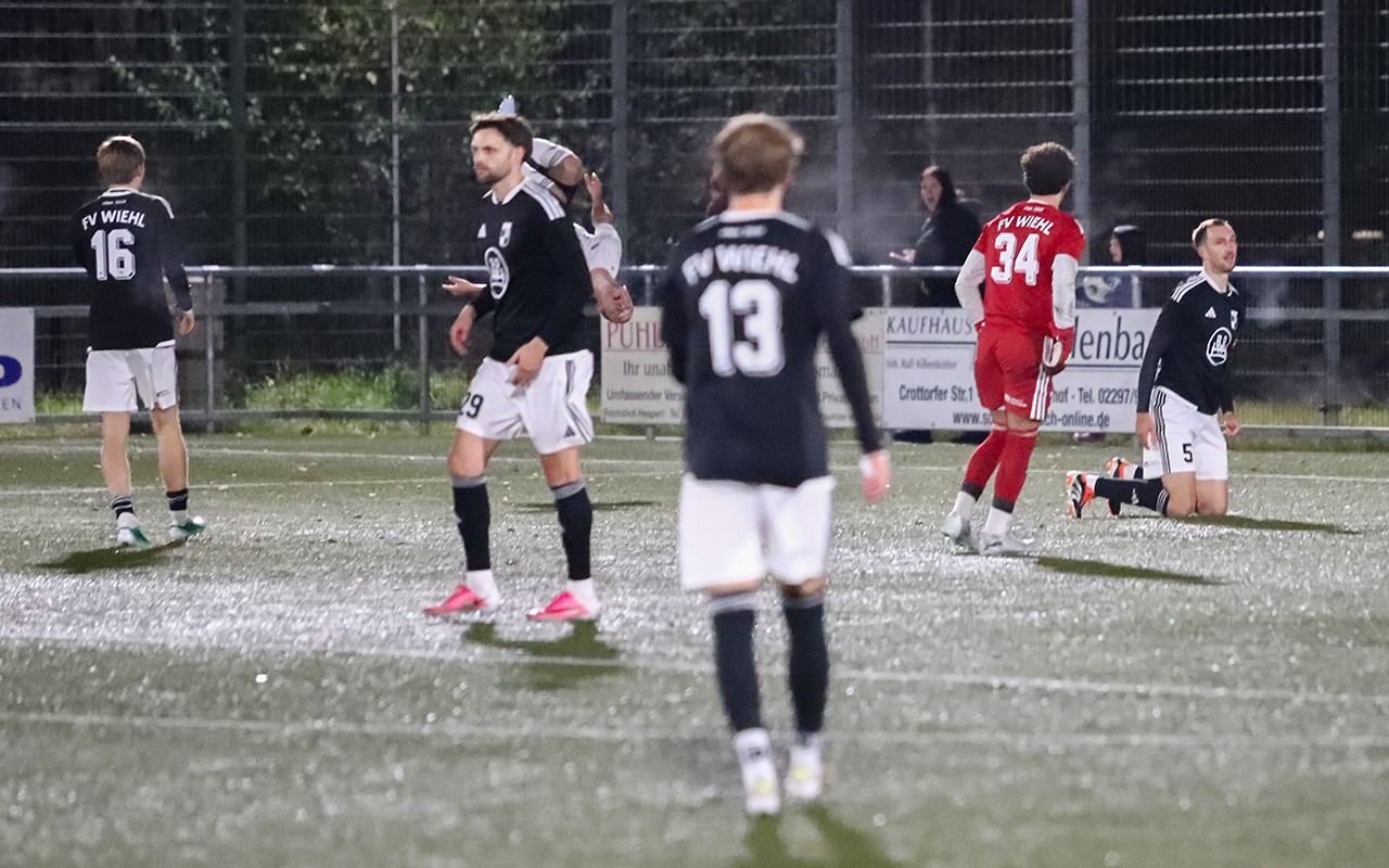 /2026/10/28-10-2026-Pokal-H%C3%BCtte-Wiehl-09.JPG