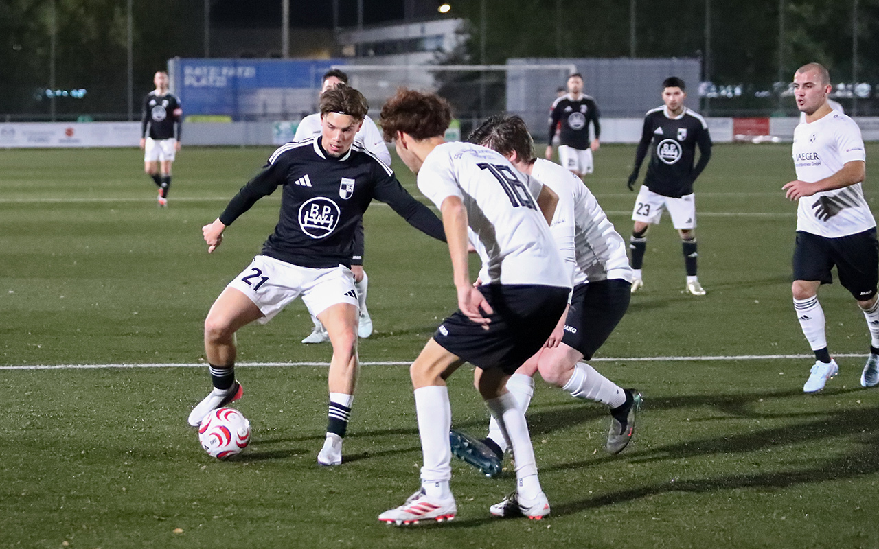 /2026/10/28-10-2026-Pokal-H%C3%BCtte-Wiehl-24.JPG