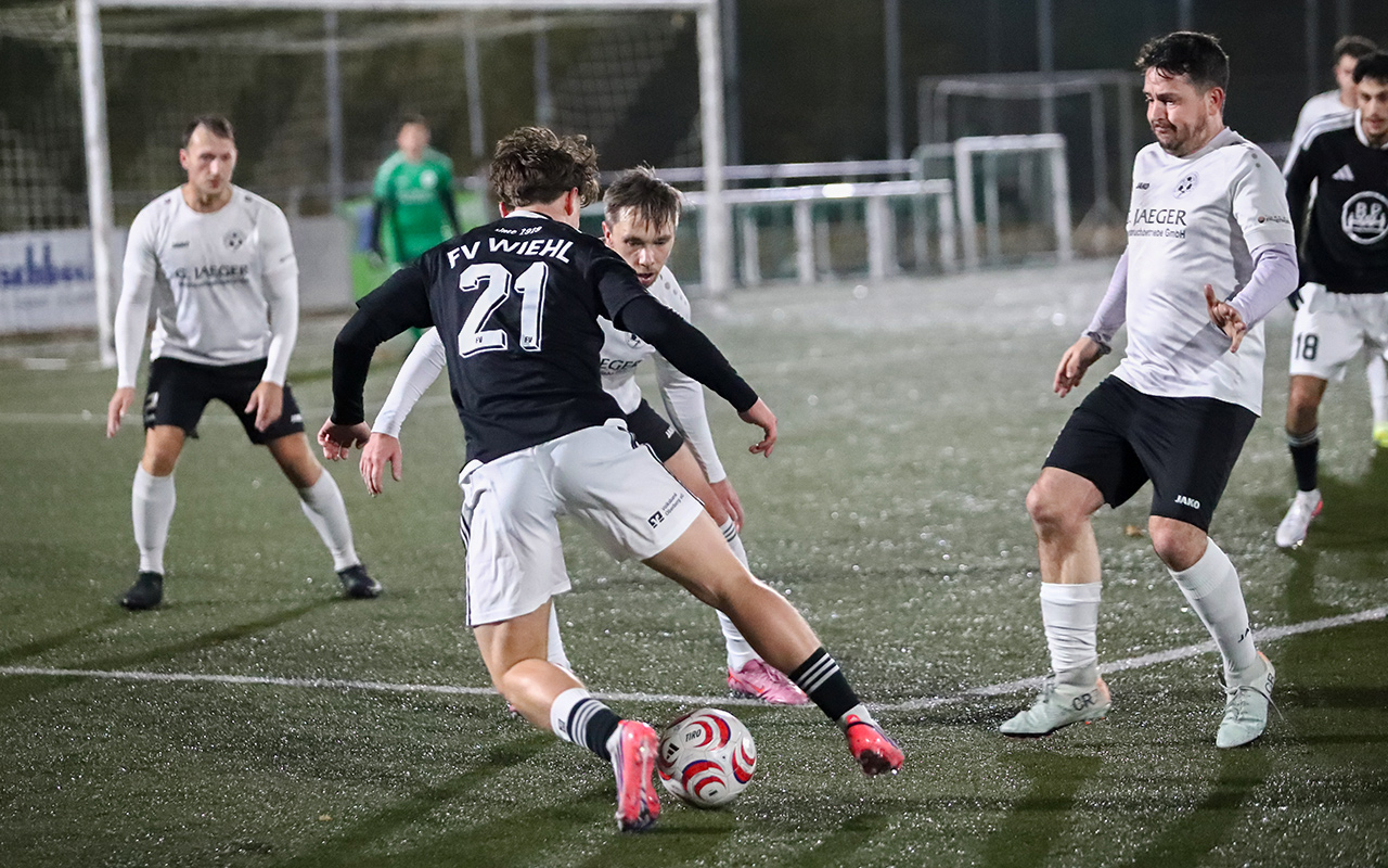 /2026/10/28-10-2026-Pokal-H%C3%BCtte-Wiehl-43.JPG