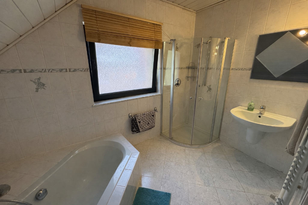 /Immobilien/Importierte%20Bilder/004400052001_004400052001_302_2667_17042026134920477.JPG