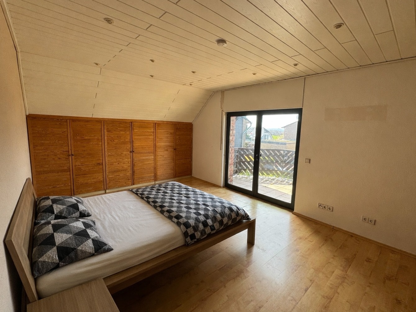 /Immobilien/Importierte%20Bilder/28065400_1.jpg